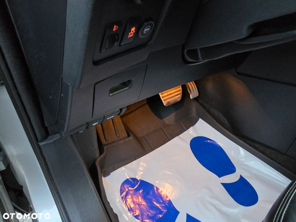 Nissan Qashqai 2.0 CVT 360 - 19