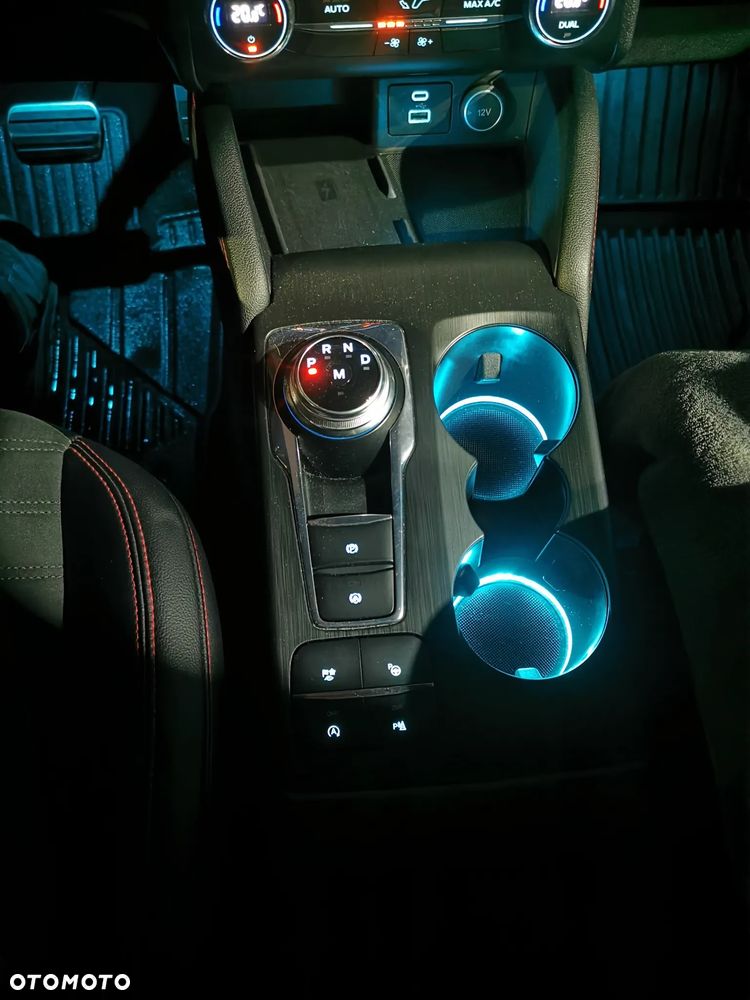 Ford Kuga 1.5 EcoBlue FWD ST-Line X - 15