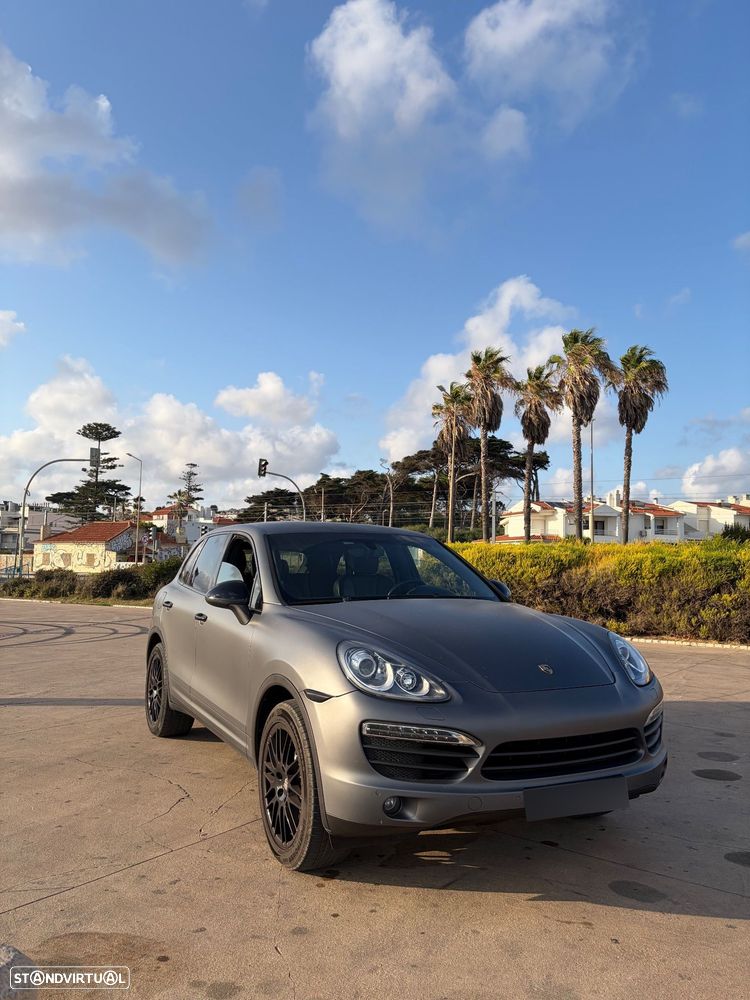 Porsche Cayenne S - 1