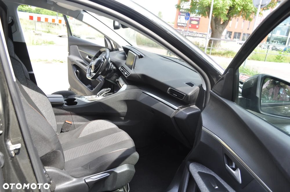 Peugeot 3008 1.6 BlueHDi Allure S&S EAT6 - 10