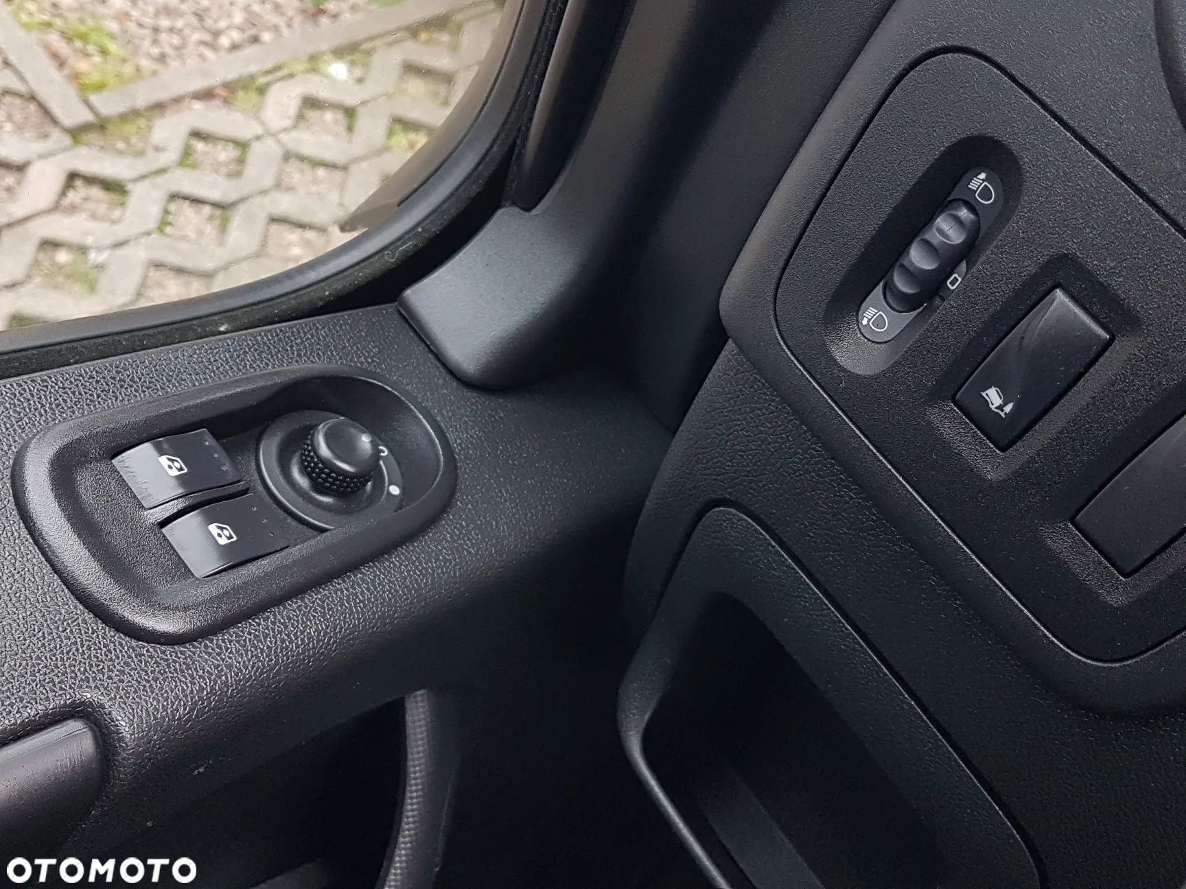 Renault MASTER KONTENER 8EP 4,21x2,23x2,22 KLIMA KRAJOWY MANUAL  6-BIEGÓW - 23