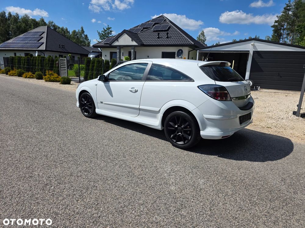 Opel Astra 1.6 Sport - 8