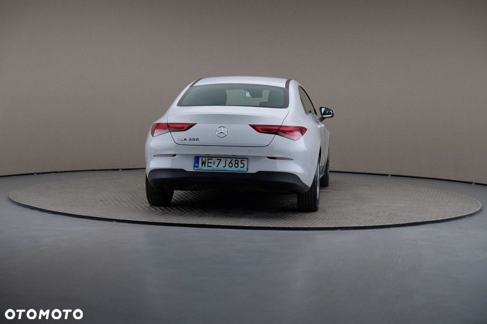 Mercedes-Benz CLA - 5