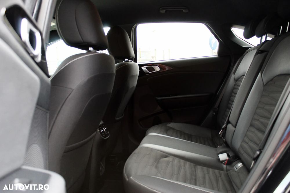 Kia Pro Ceed 1.5 T-GDI 6MT GT Line - 10