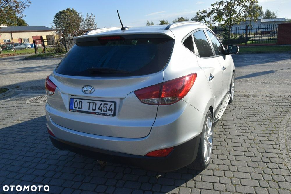 Hyundai ix35 - 12