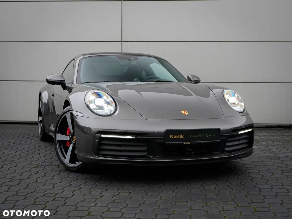 Porsche 911 Carrera 4S - 1
