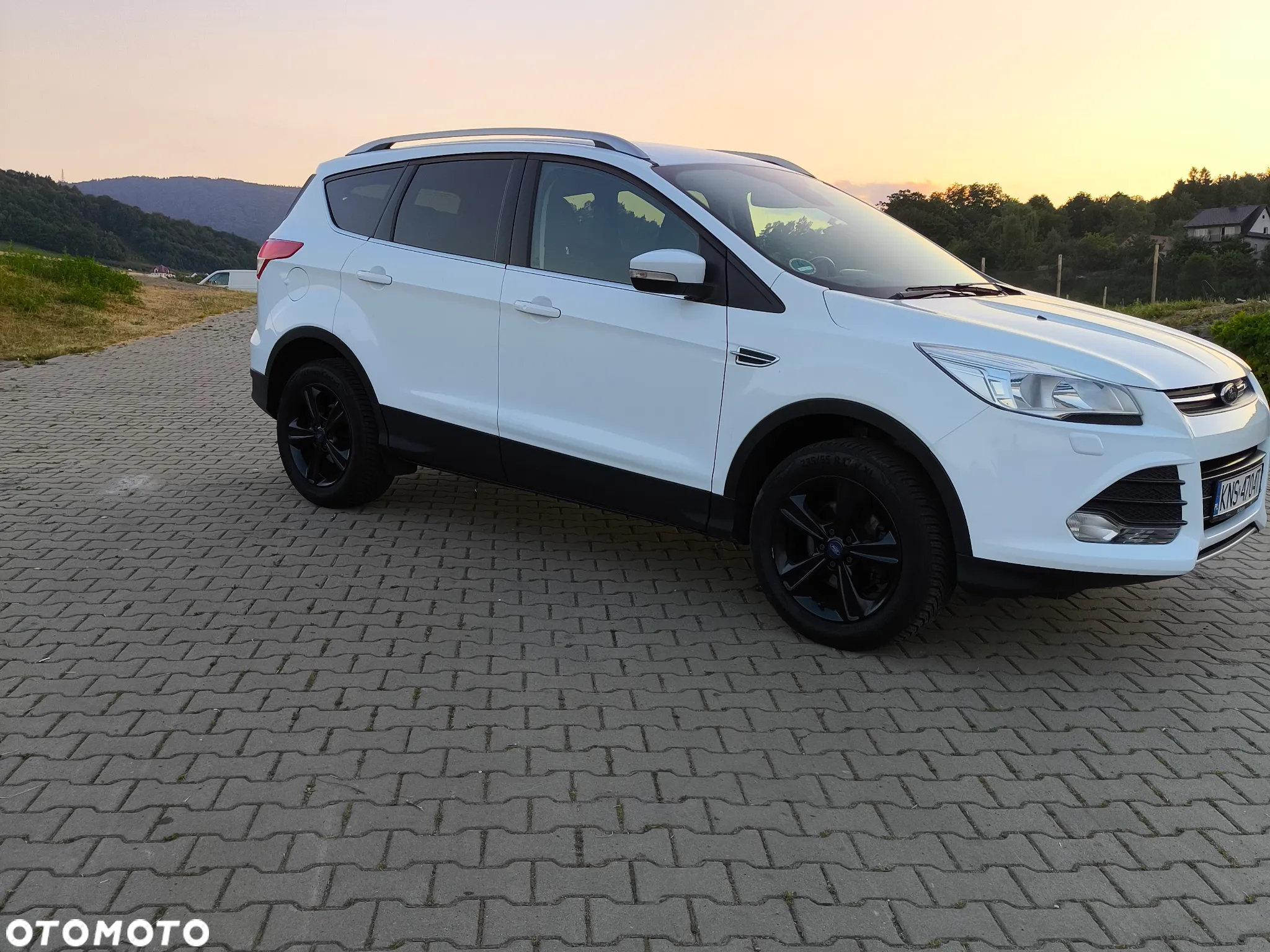 Ford Kuga 1.5 EcoBoost 2x4 Black & Silver - 13