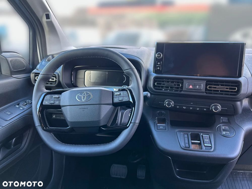 Toyota Proace City - 25