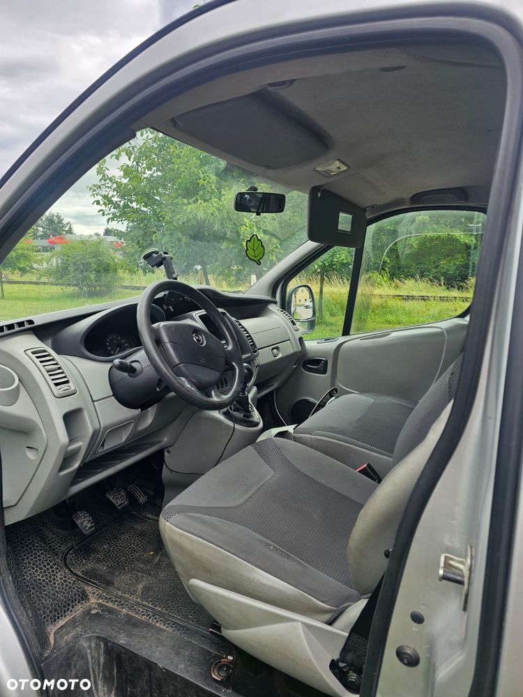 Opel Vivaro L2H1 2.9t - 13