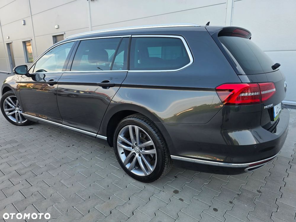Volkswagen Passat 2.0 TDI SCR 4Mot DSG Highline - 9