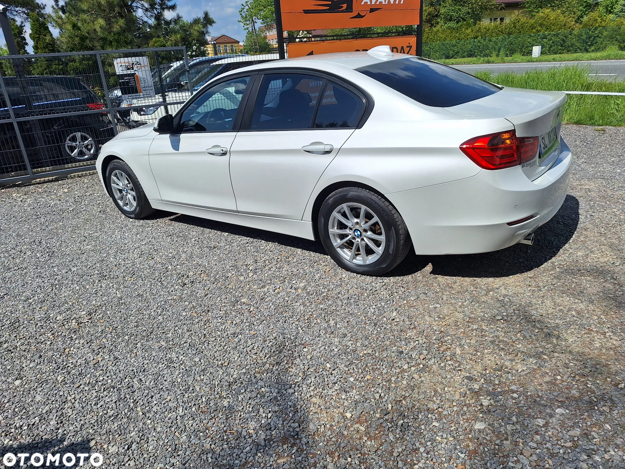 BMW Seria 3 - 13