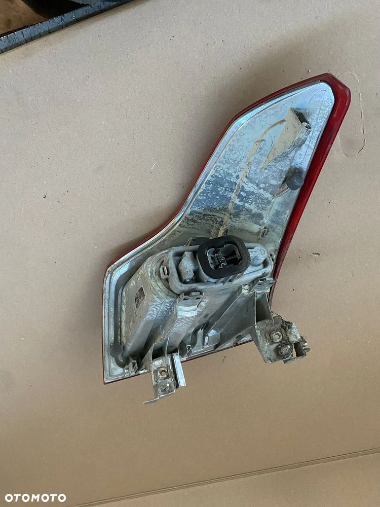 LAMPA PRAWA TYŁ TYLNA CITROEN C4 PICASSO - 2