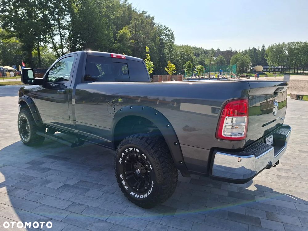 RAM 2500 - 10
