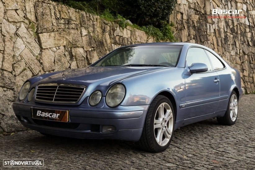 Mercedes-Benz CLK 230 - 4