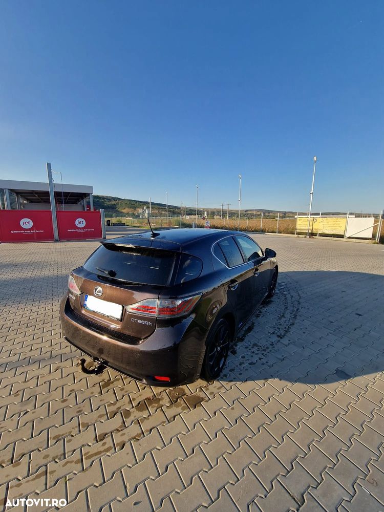 Lexus CT - 6