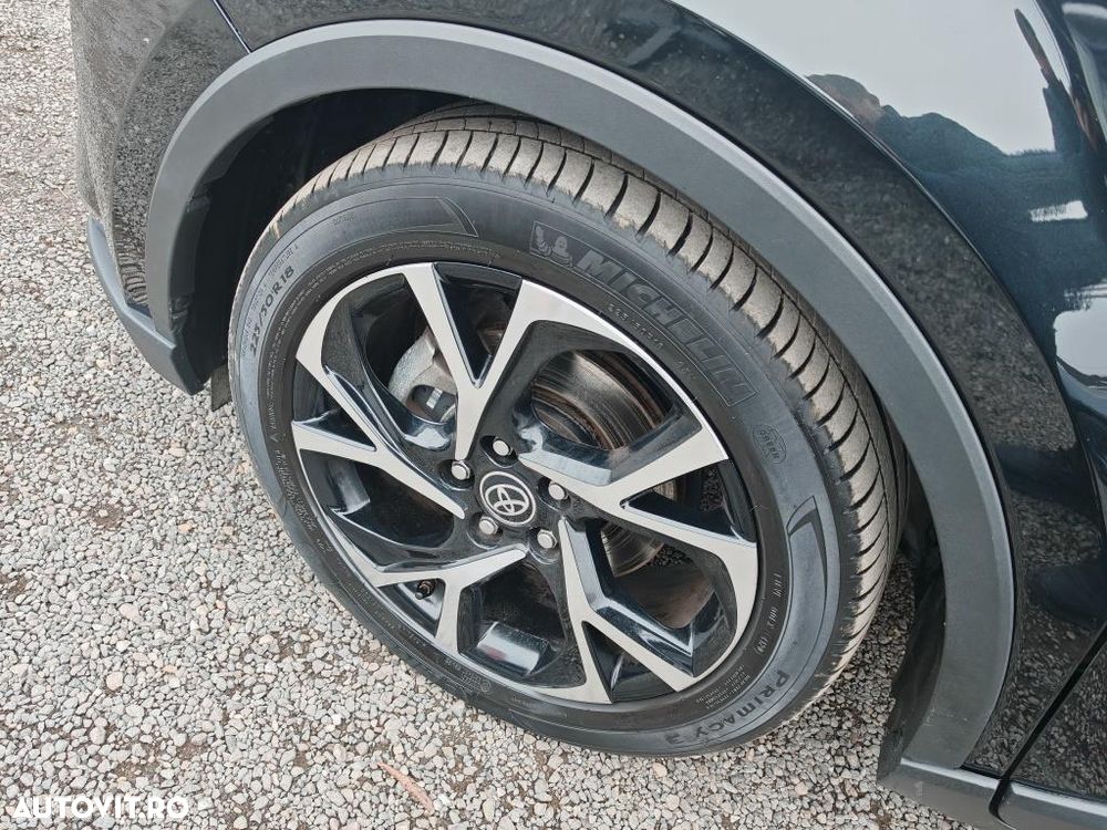 Toyota C-HR Hybrid Business-Edition - 27