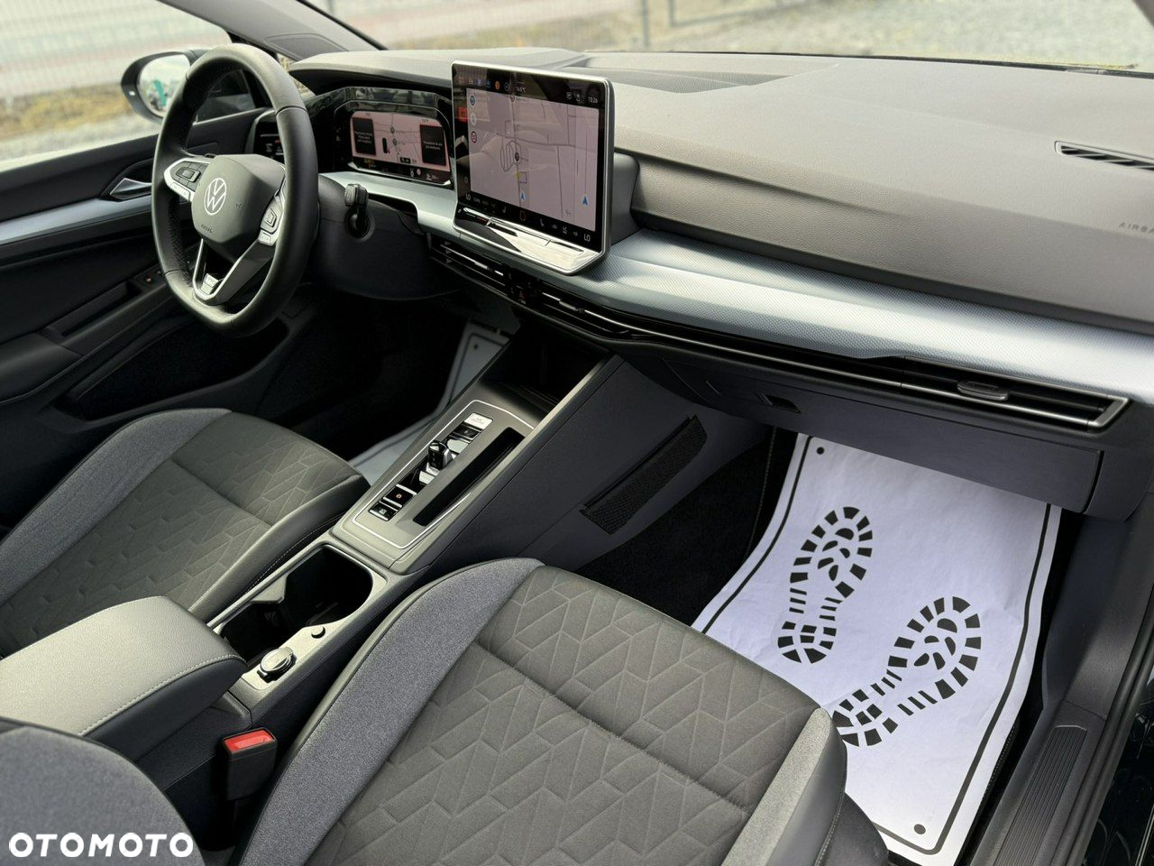Volkswagen Golf Variant 1.5 eTSI OPF DSG Goal - 15