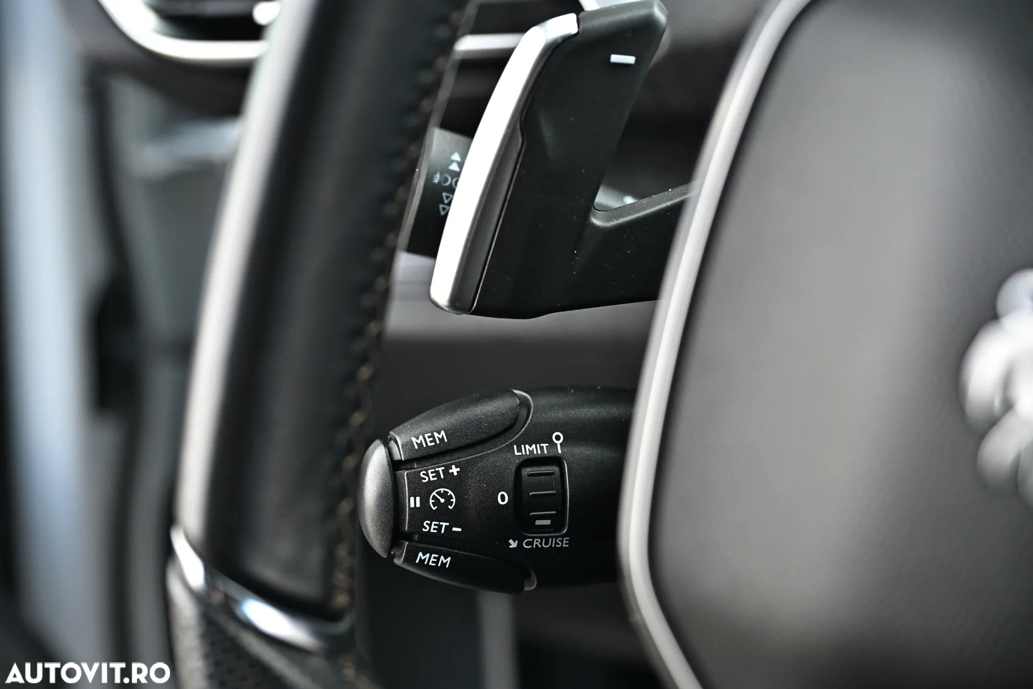 Peugeot 3008 BlueHDi 180 Stop & Start EAT6 GT - 27