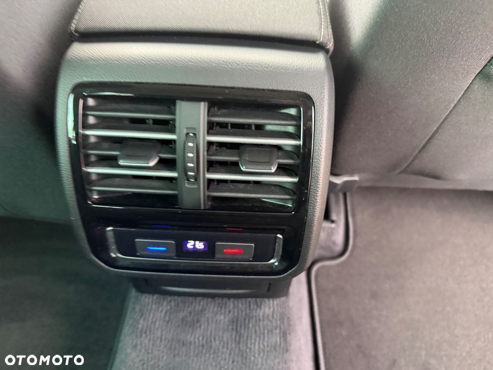 Volkswagen Passat 2.0 TDI BMT Comfortline - 17