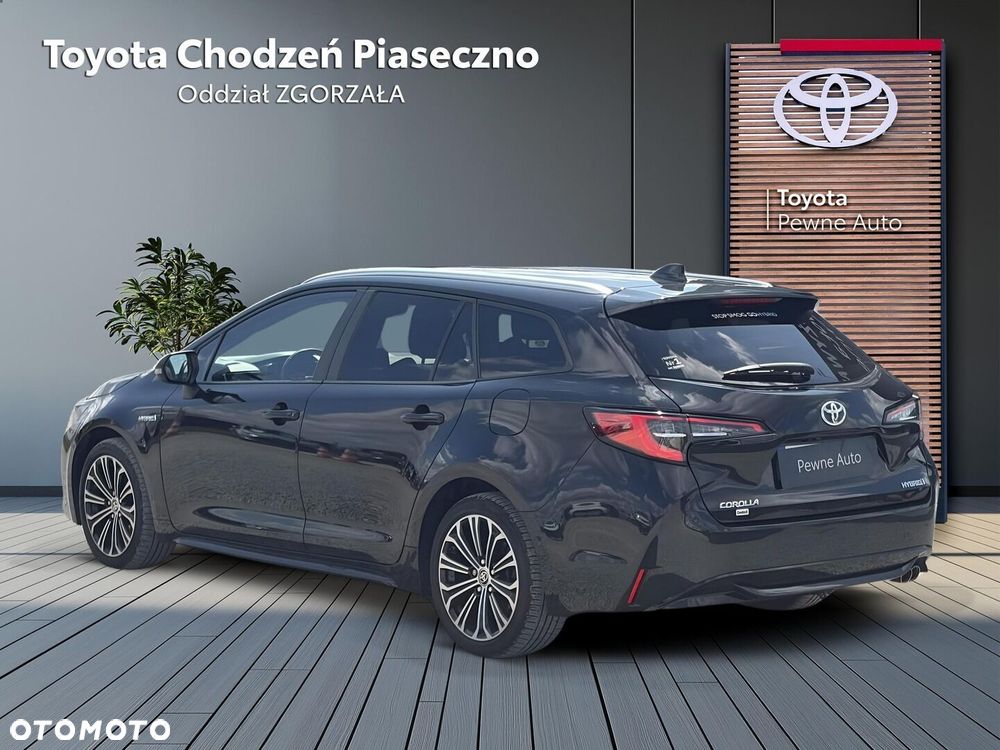 Toyota Corolla 2.0 Hybrid Comfort - 4