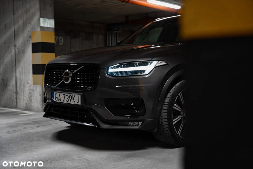 Volvo XC 90 B5 D AWD Plus Dark 7os - 7