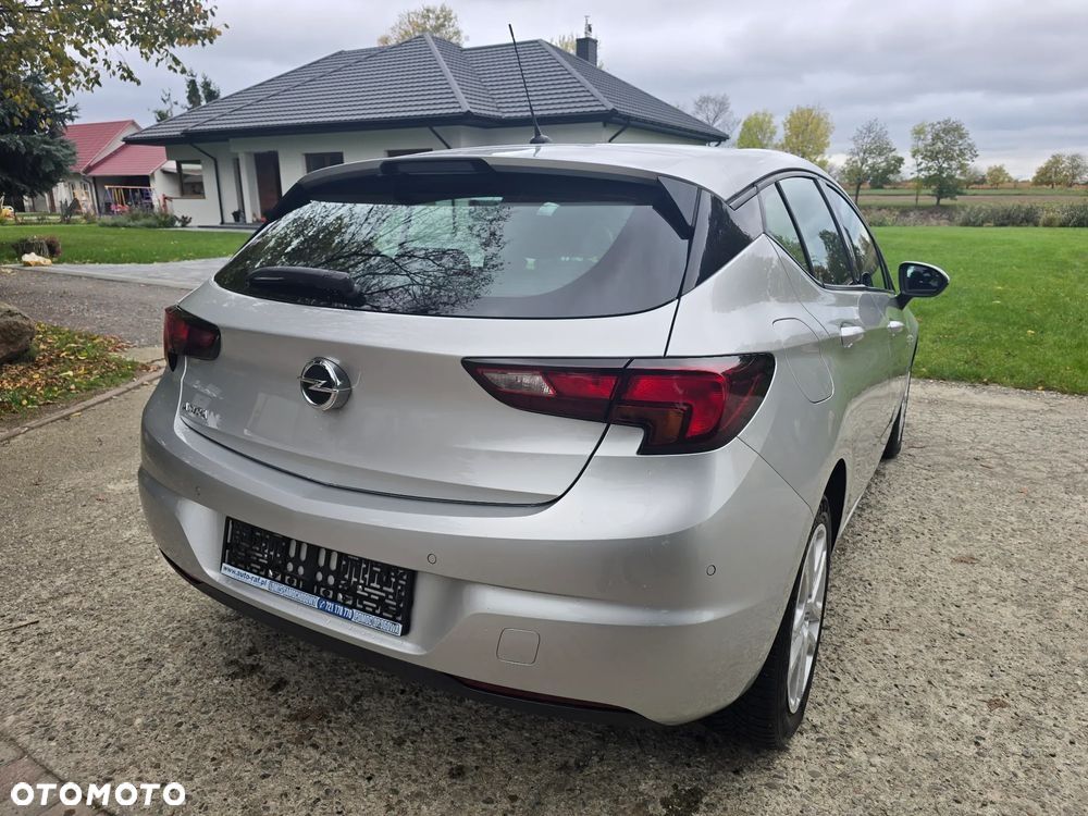 Opel Astra - 11