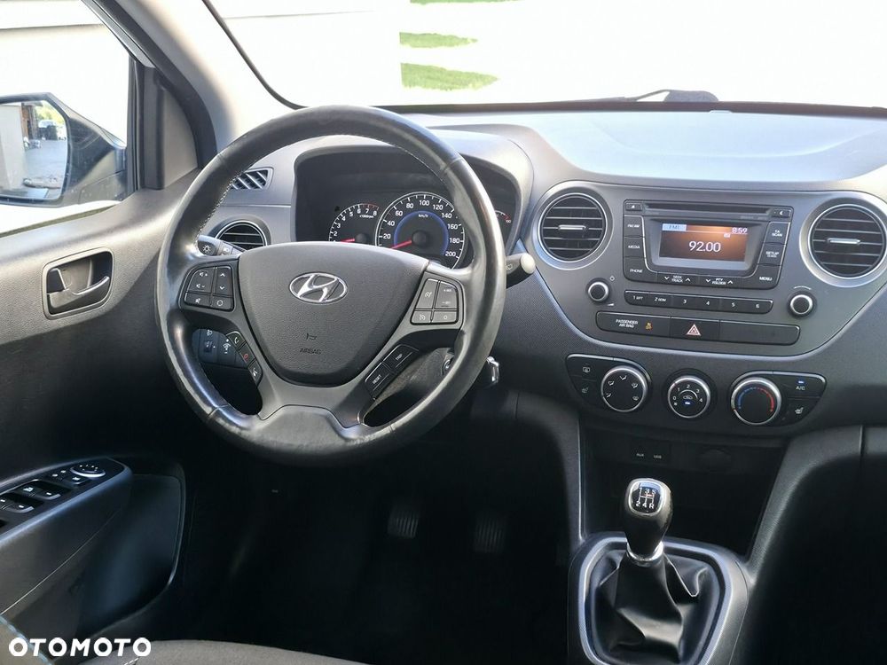 Hyundai i10 - 11
