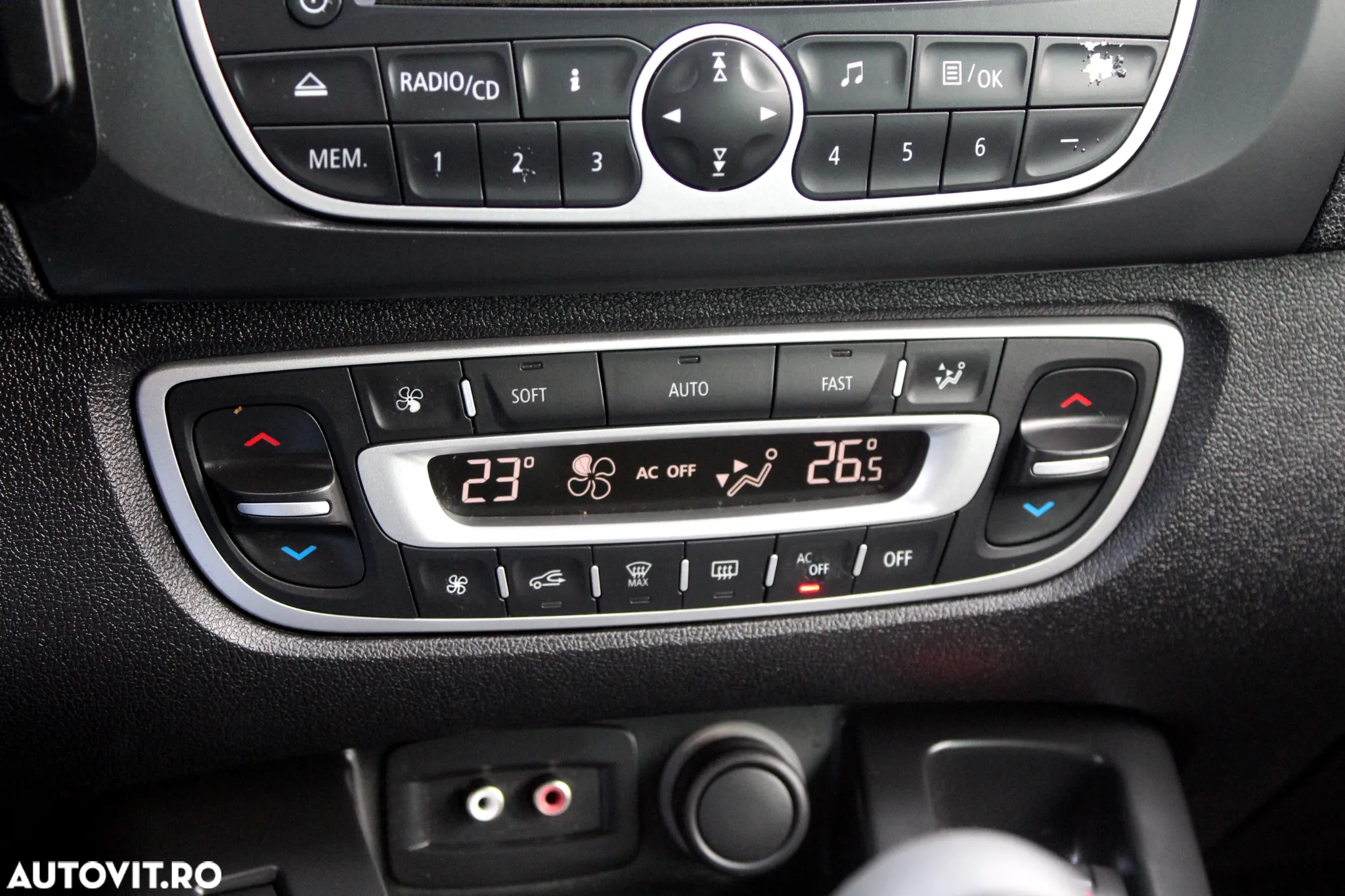 Renault Scenic TCe 130 Dynamique - 12