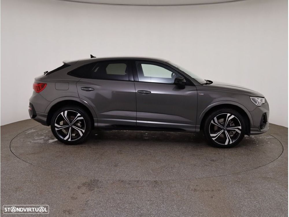 Audi Q3 Sportback 45 TFSIe S line S tronic - 12