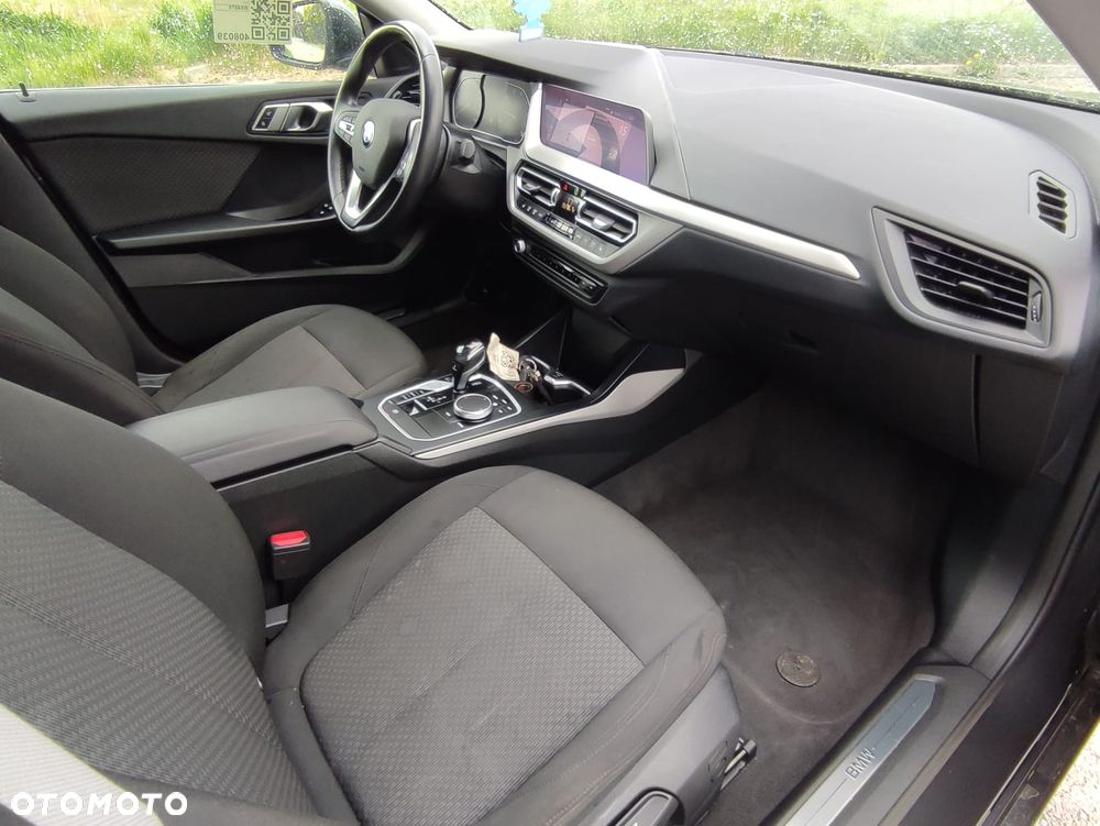 BMW Seria 2 218i Edition Colorvision - 20