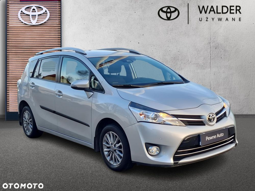 Toyota Verso 1.8 Premium 7os EU6 - 2