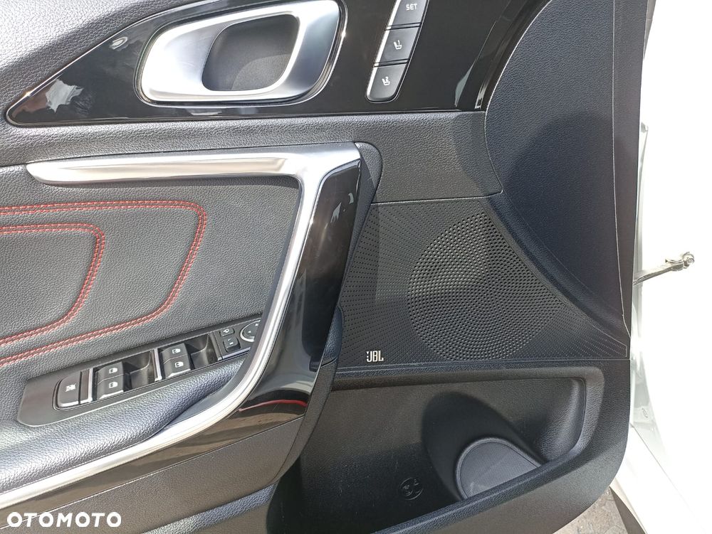 Kia ProCeed - 8