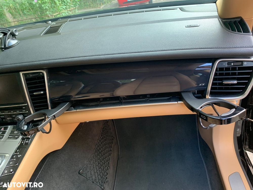 Porsche Panamera 3.0 Tiptronic S - 12