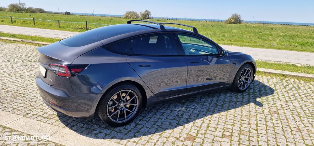 Tesla Model 3 2021 photo 3