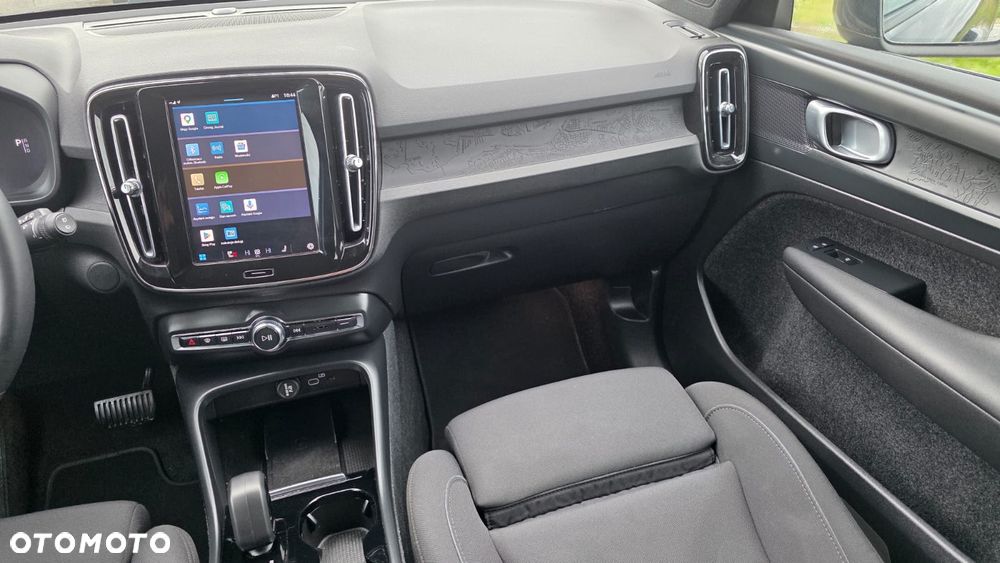 Volvo XC 40 Recharge Plus - 10