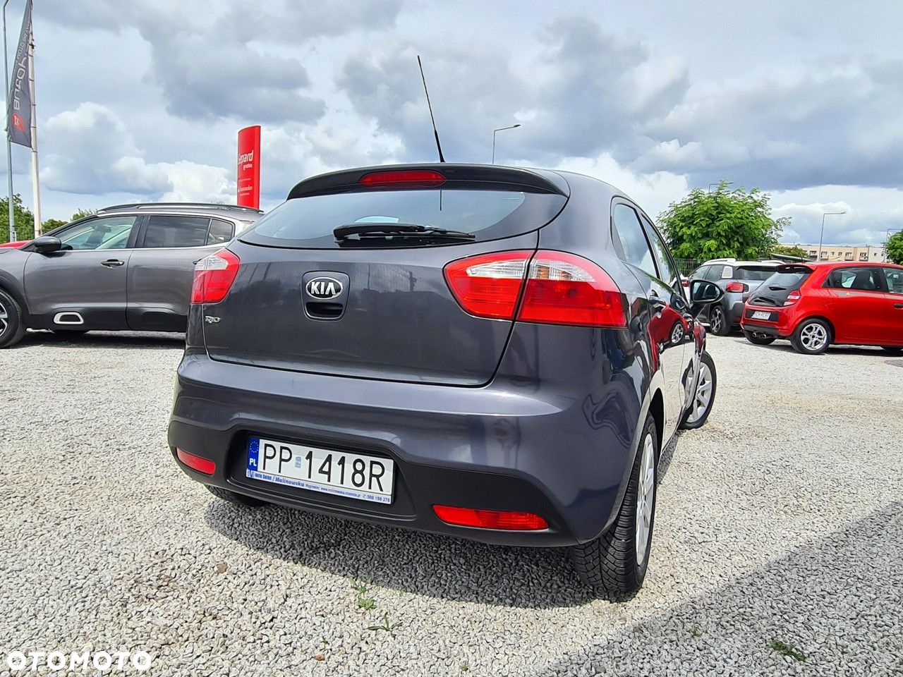 Kia Rio 1.2 L - 2