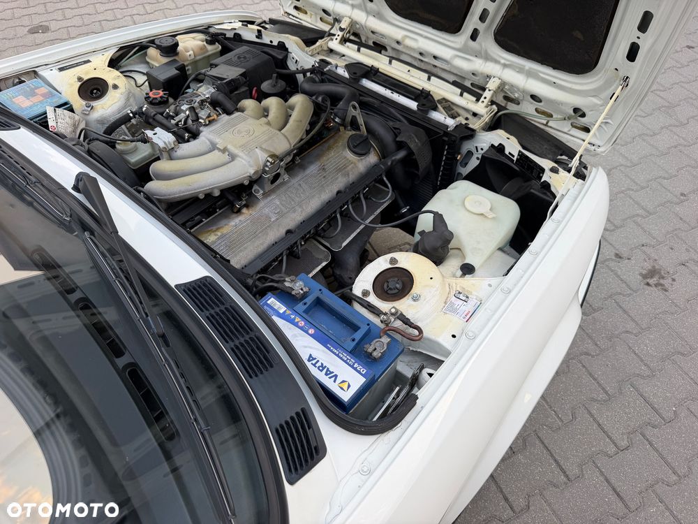 BMW Seria 3 320i - 27