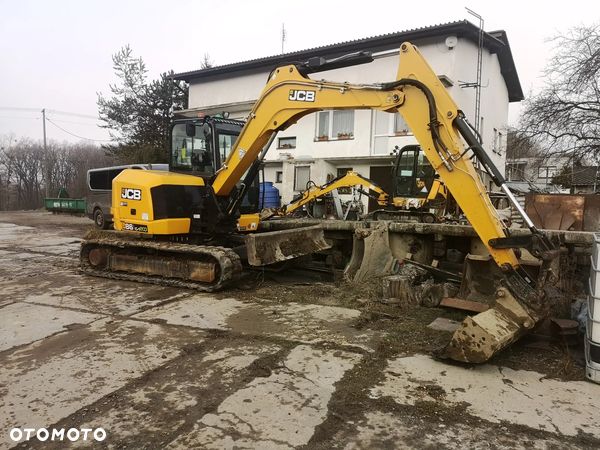 JCB 86c1