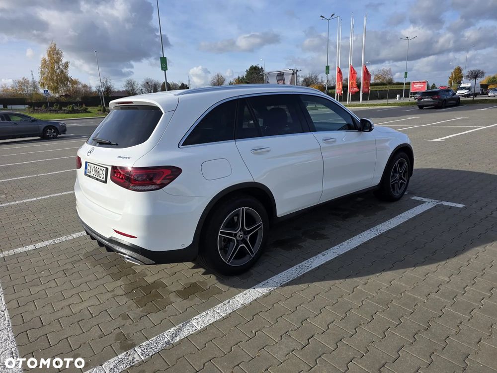Mercedes-Benz GLC 200 4-Matic - 5