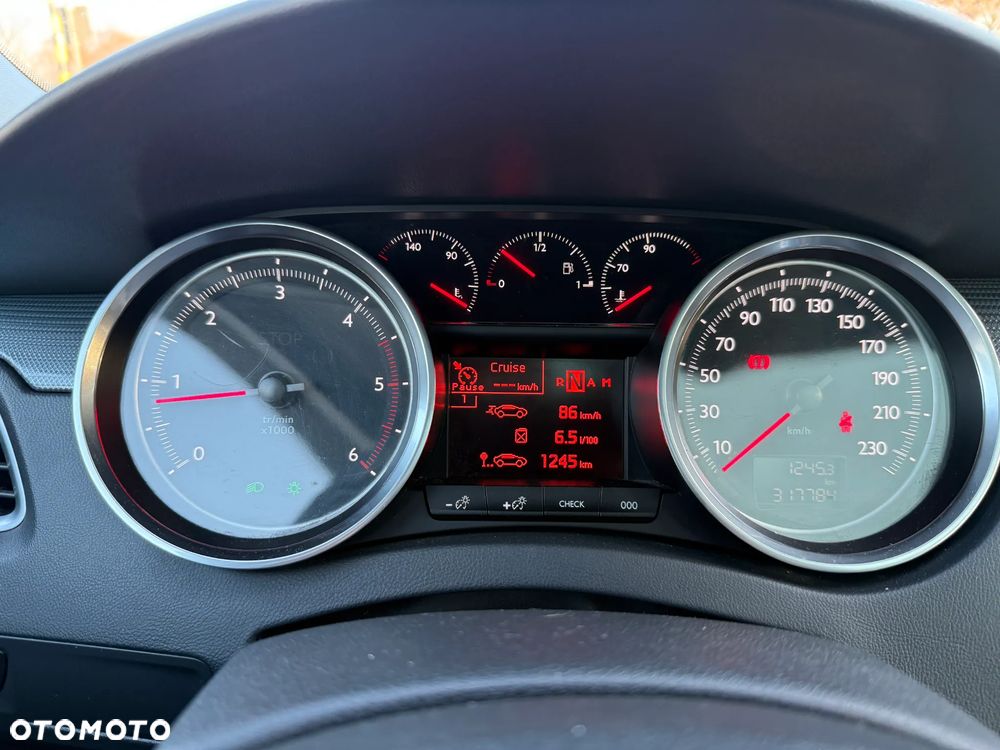 Peugeot 508 1.6 e-HDi Access S&S - 16