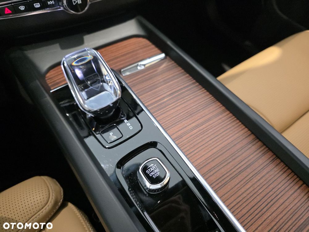 Volvo XC 60 - 18