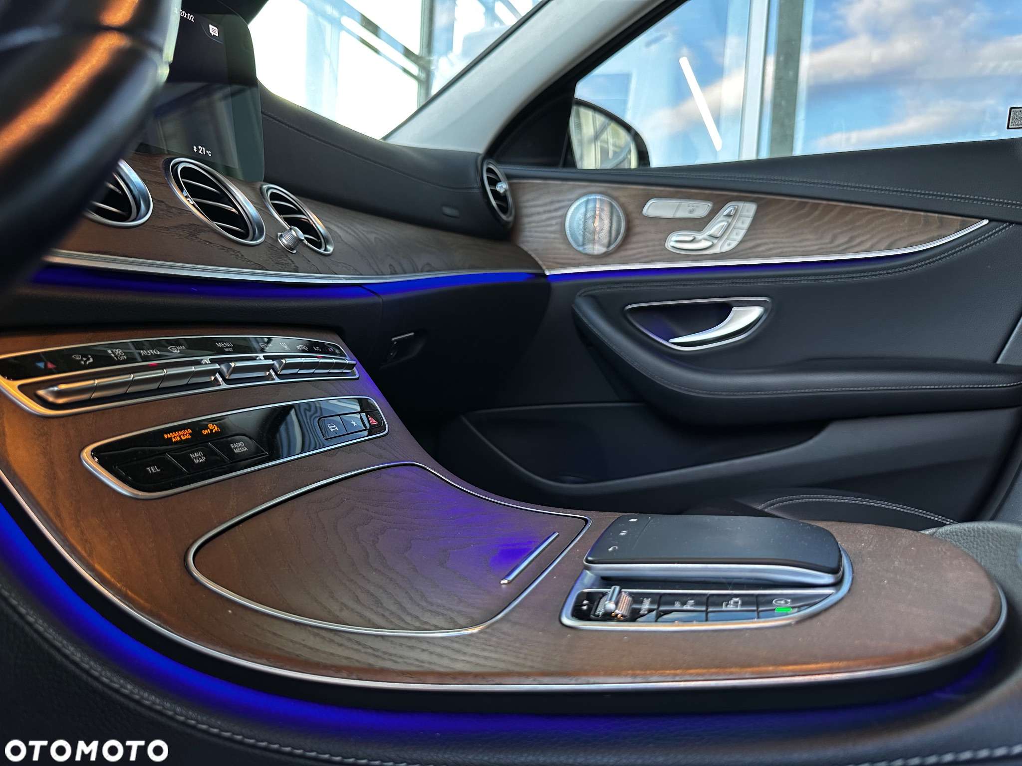Mercedes-Benz Klasa E 220 d 4-Matic AMG/Avantgarde - 40