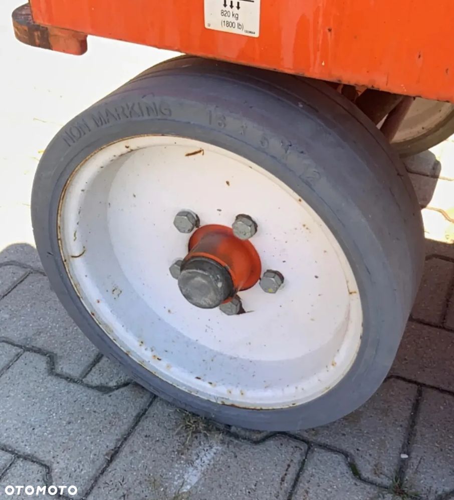 Skyjack SJ III 3220 - 12