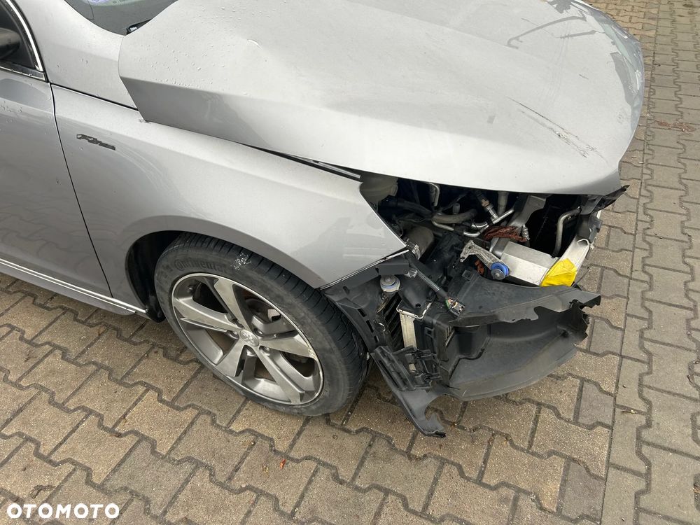 Peugeot 308 - 30
