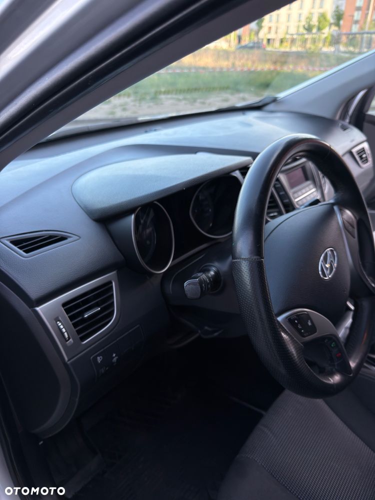 Hyundai i30 1.4 Classic + - 14