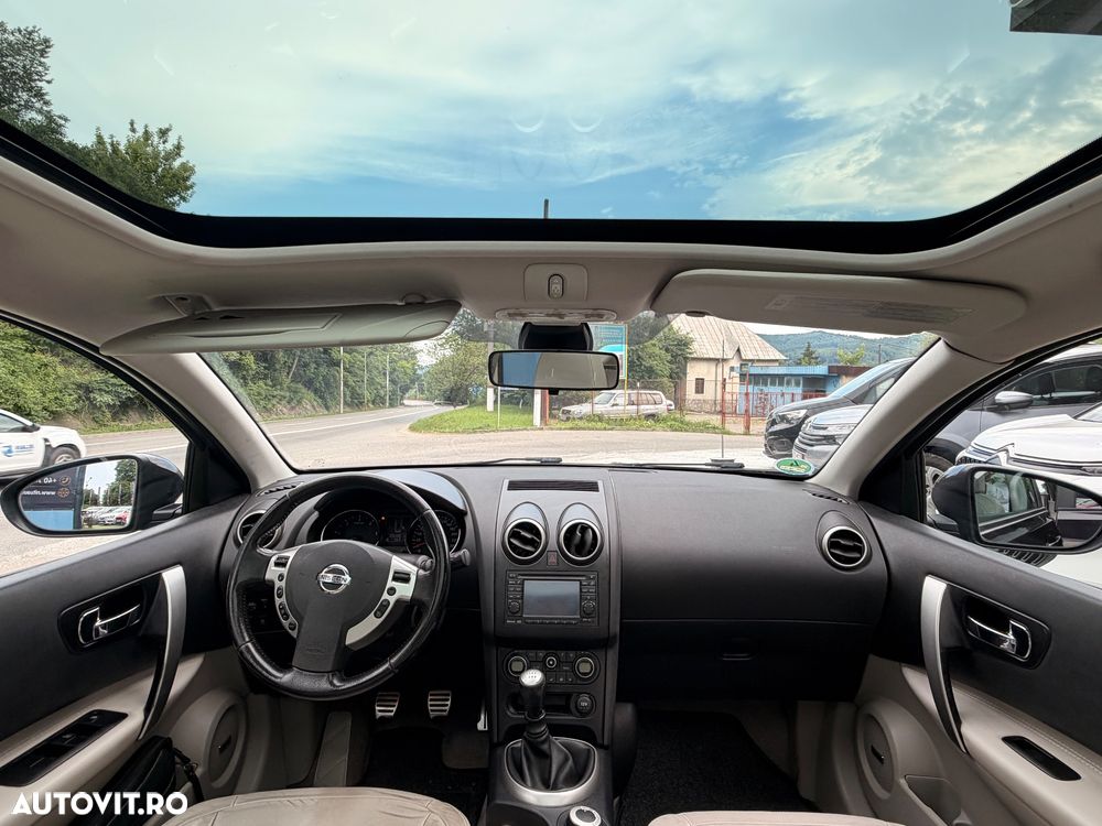 Nissan Qashqai+2 - 5
