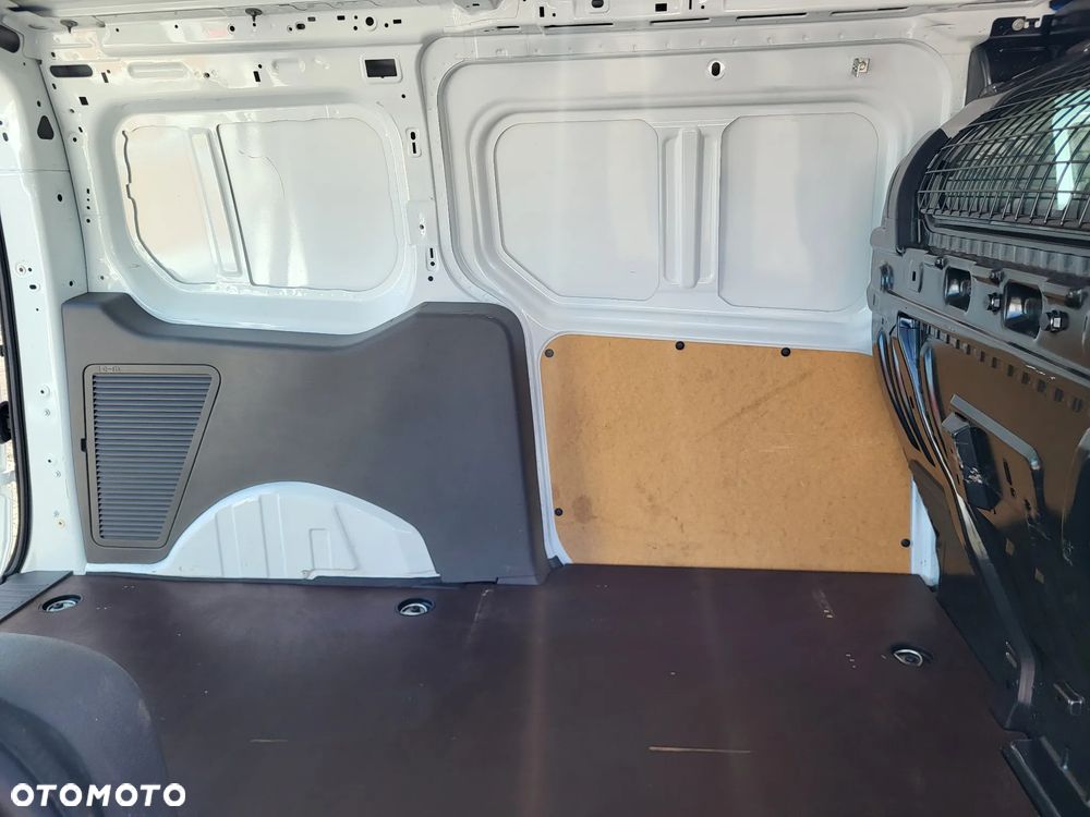 Ford Transit Connect - 20