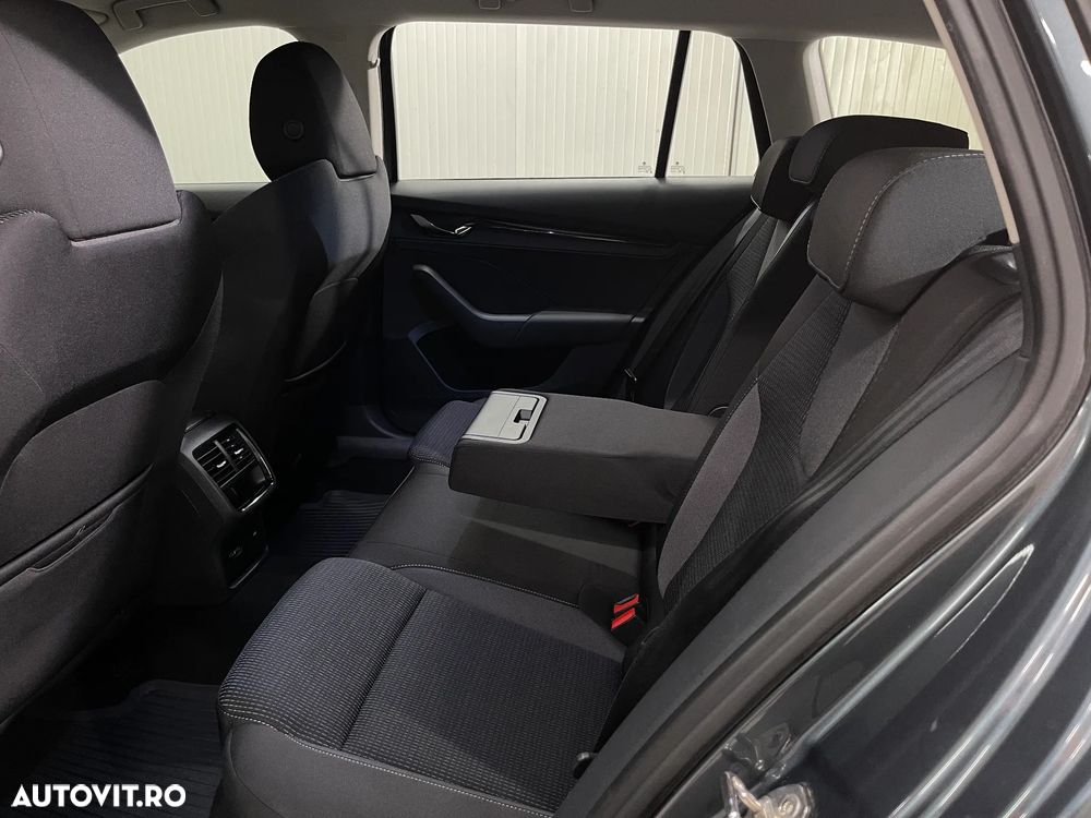 Skoda Octavia 2.0 TDI Ambition - 12