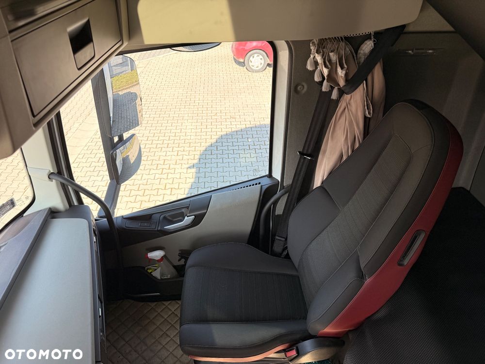 Volvo FH 460 EURO 6 - 28