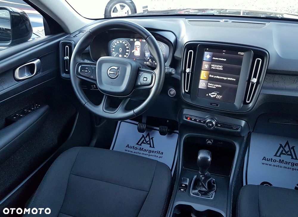 Volvo XC 40 D3 Momentum - 22